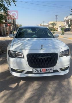 كرايسلر 300